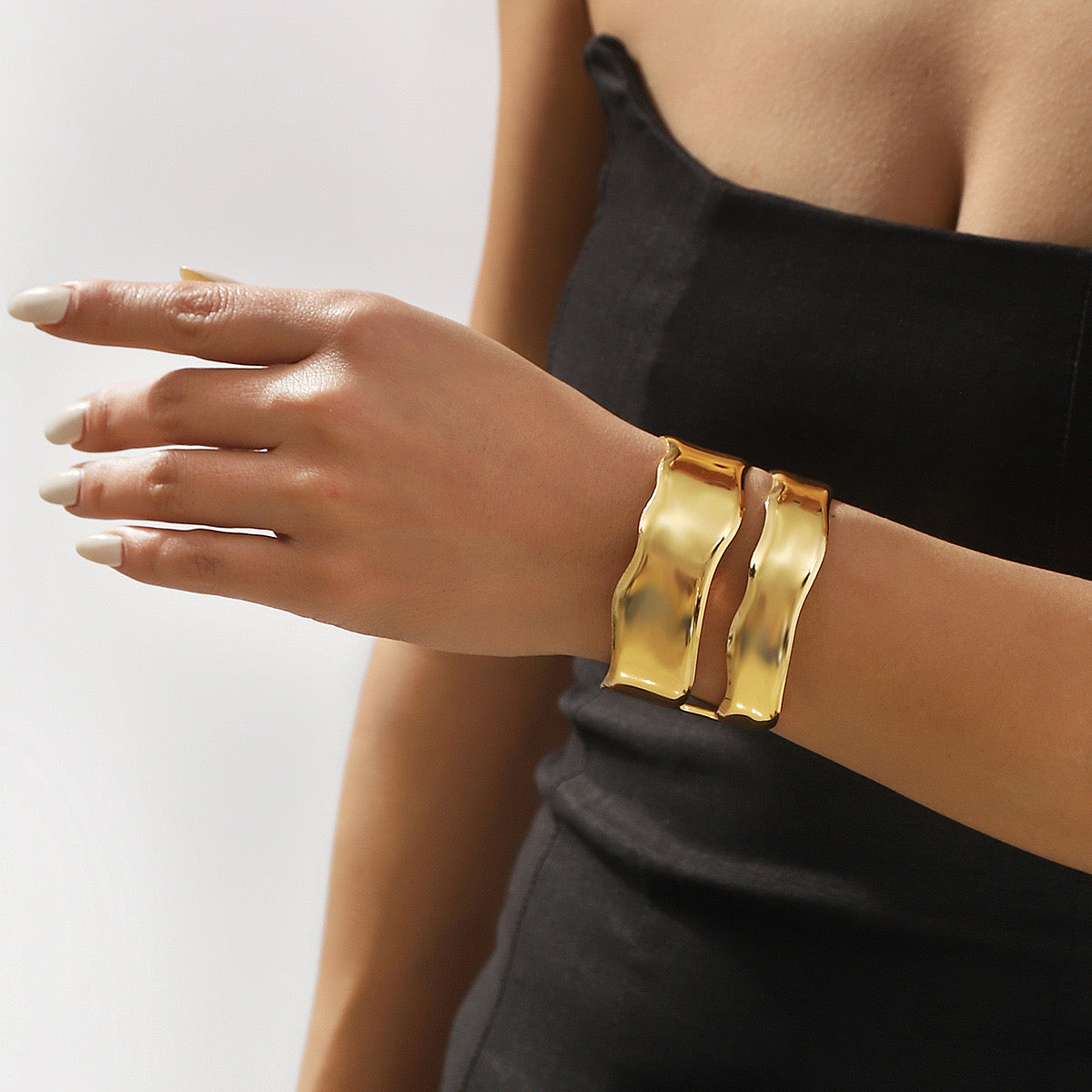 Elegant Jewelry Accessory 37