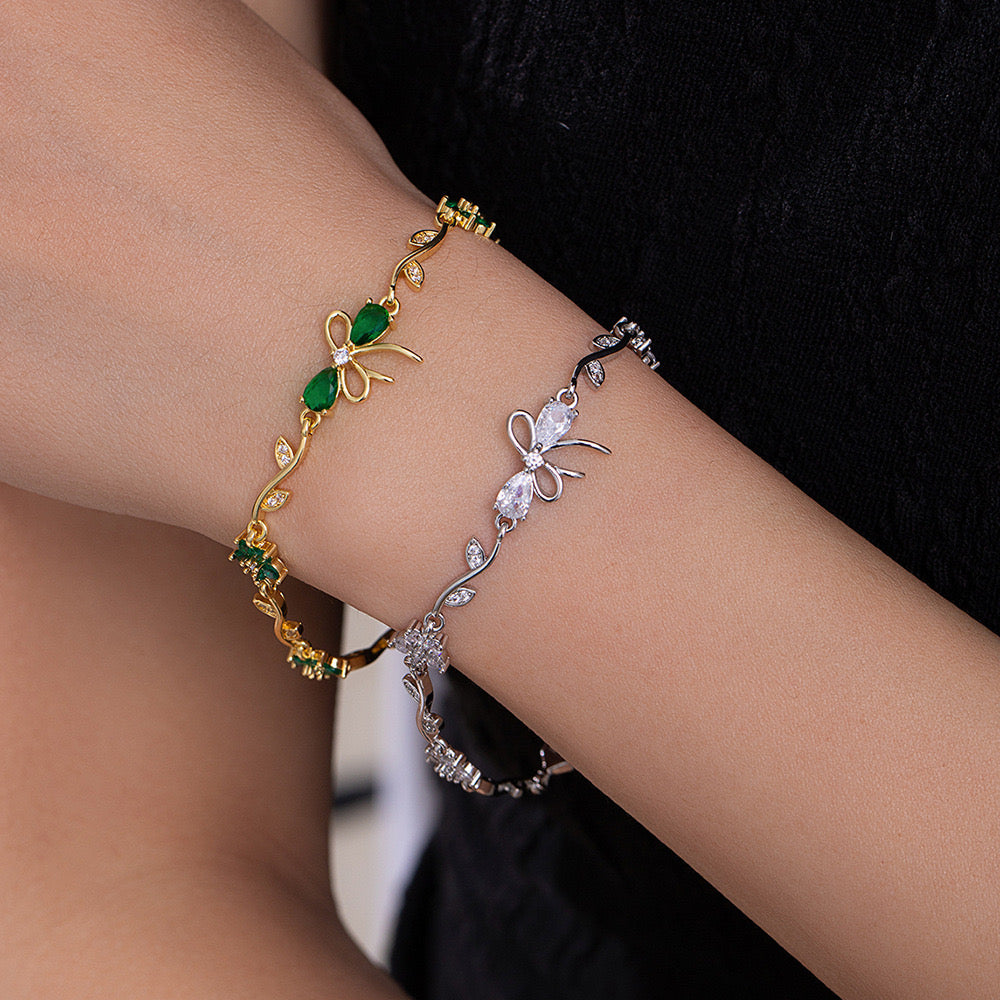 Classic Boutique Jewelry Piece 15