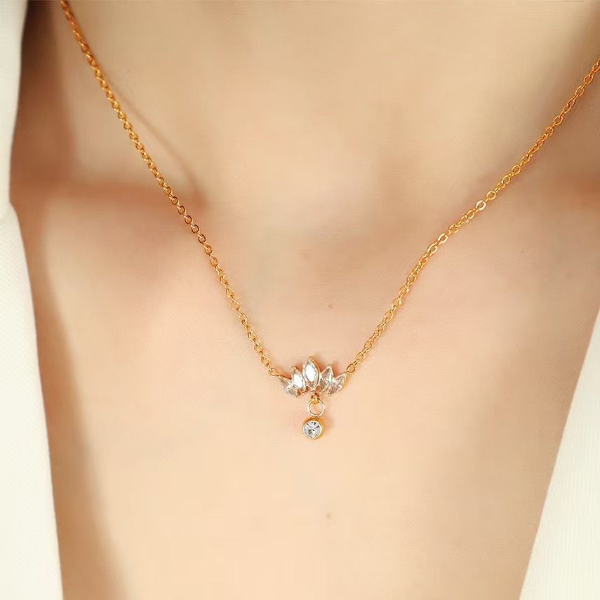 Crown Necklace