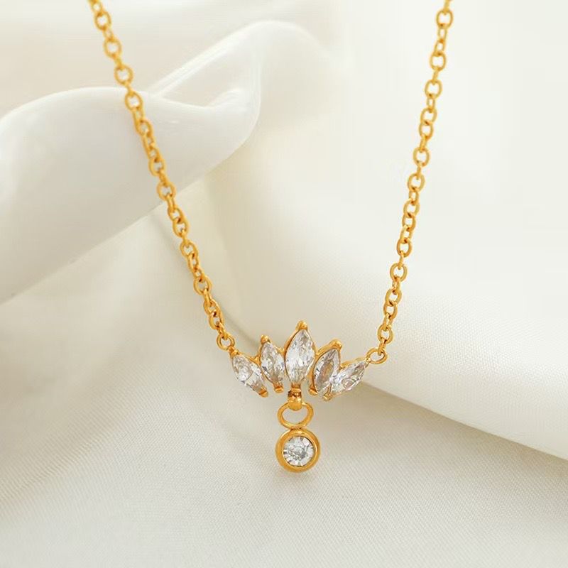 Crown Necklace