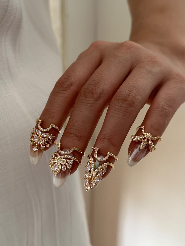 Women's Elegant Floral Leaf Crystal Ring - Adjustable Open Bands with Crystal Stone